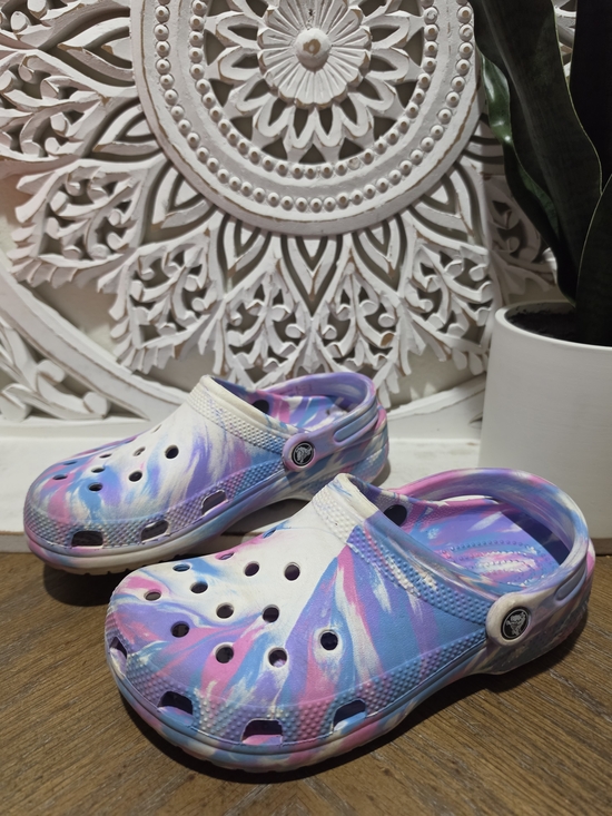 CROCS Other - Crocs Classic Tie-Dye Clogs Kids Size 5 Pink Blue Purple Swirl